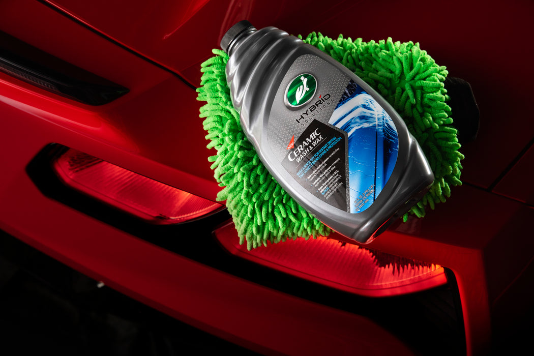 HYBRID SOLUTIONS CERAMIC CAR CARE KIT: WASH & WAX, SPRAY COATING, AND 3-IN-1 DETAILER - FREE AIR FRESHENER - Turtle Wax PK